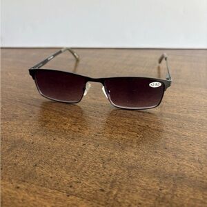 Eye Cedar 859 +2. 50 Reading/Sunglasses Combo 52 17 140 PD=62mm +/-1 metal Cl
